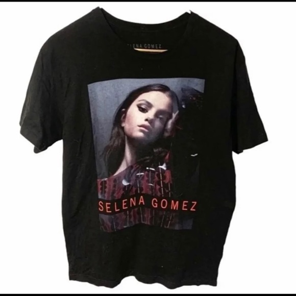 Selena Gomez Tops - selena gomez 2016 revival tour shirt